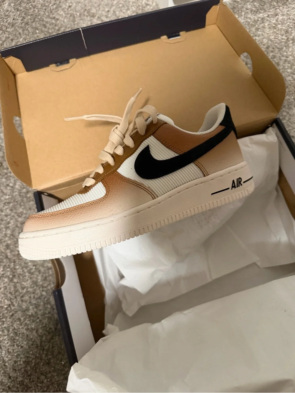 Nike Women’s Air Force 1 Low - sanddrift/sail/black dunks NIB